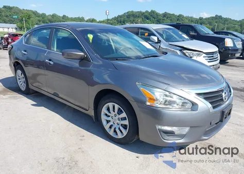 2015 Nissan Altima 2.5 S из США, поврежденный, VIN 1N4AL3AP4FC153440
